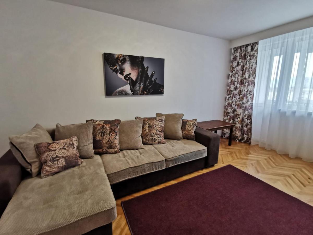 Apartament Carla-Maria Deva Exterior photo