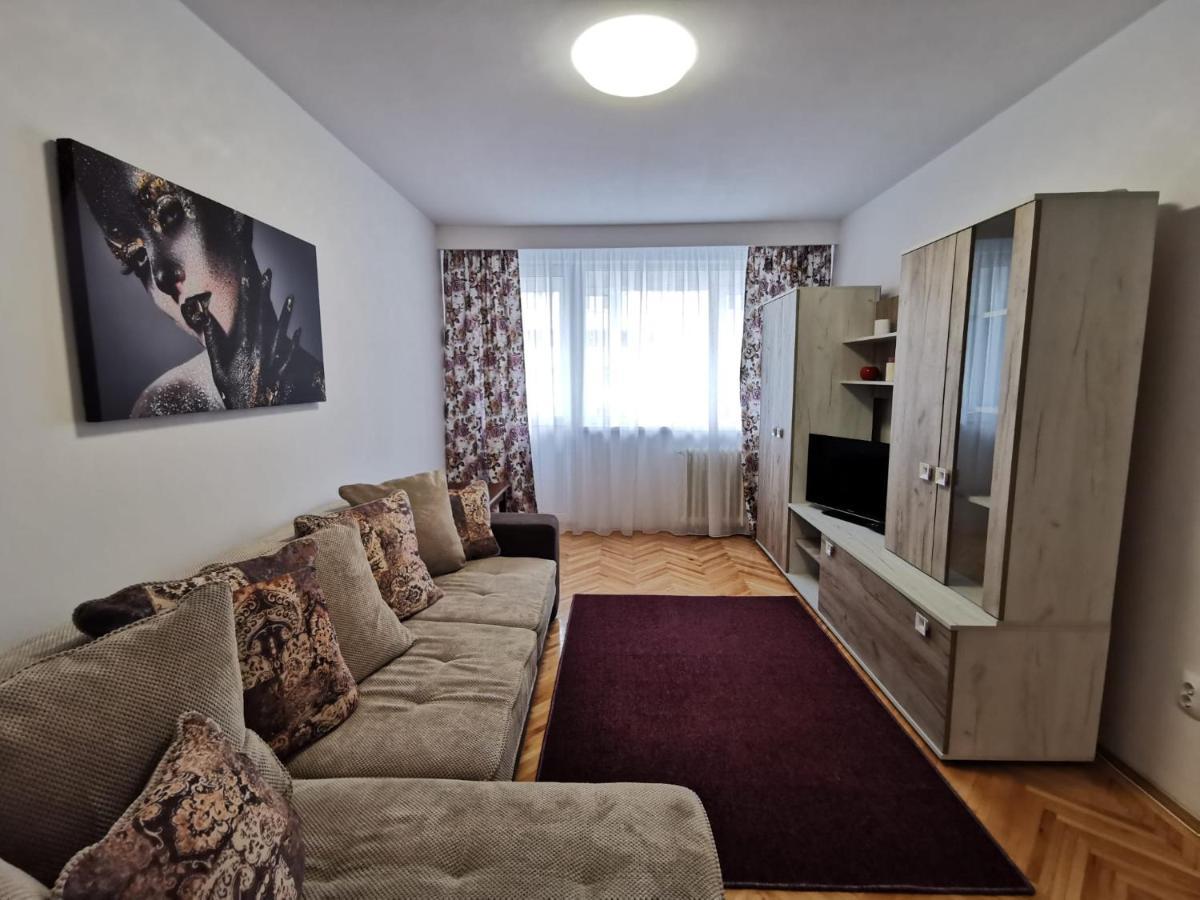 Apartament Carla-Maria Deva Exterior photo